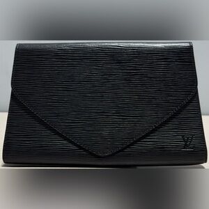 Louis Vuitton Vintage Art Deco Clutch Epi Leather